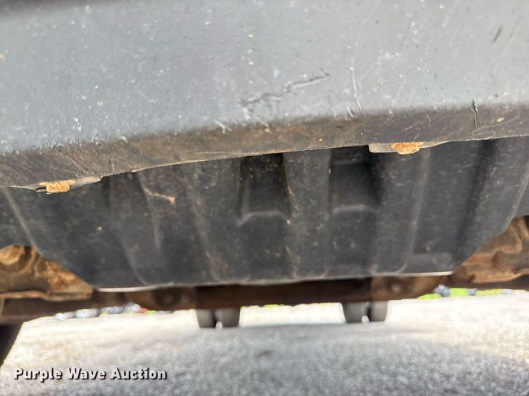 image for item EG6045 2017 Chevrolet Silverado 3500HD utility bed pickup truck