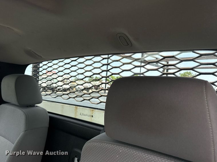 image for item EG6045 2017 Chevrolet Silverado 3500HD utility bed pickup truck