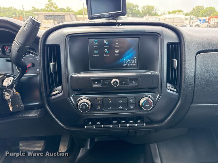 image for item EG6045 2017 Chevrolet Silverado 3500HD utility bed pickup truck