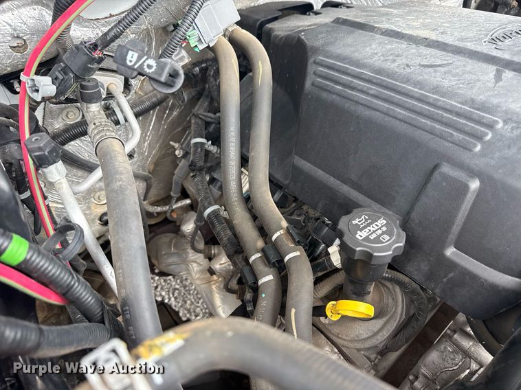 image for item EG6045 2017 Chevrolet Silverado 3500HD utility bed pickup truck