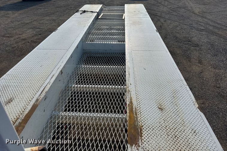 image for item EG6079 2011 Felling FT-24-2 equipment trailer