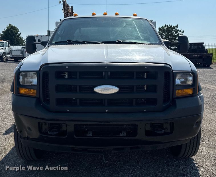 image for item EG6095 2007 Ford F550 Super Duty utility / service truck
