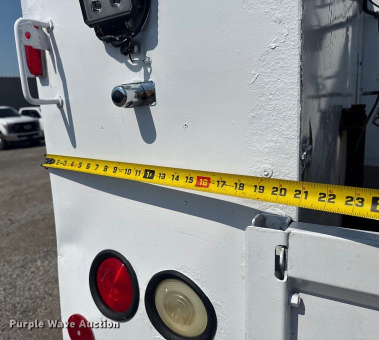 image for item EG6095 2007 Ford F550 Super Duty utility / service truck