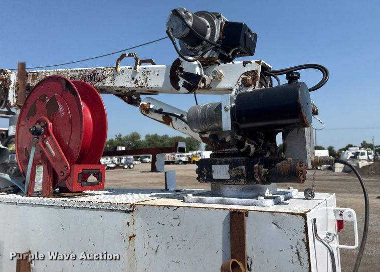 image for item EG6095 2007 Ford F550 Super Duty utility / service truck