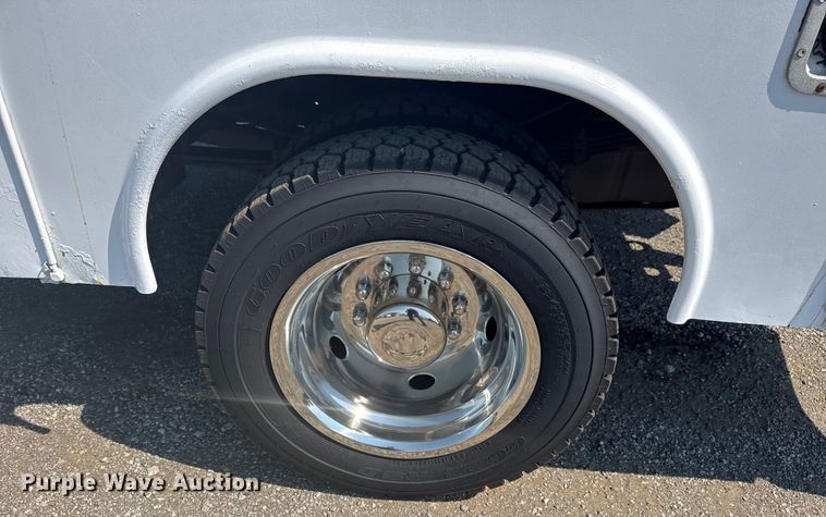 image for item EG6095 2007 Ford F550 Super Duty utility / service truck