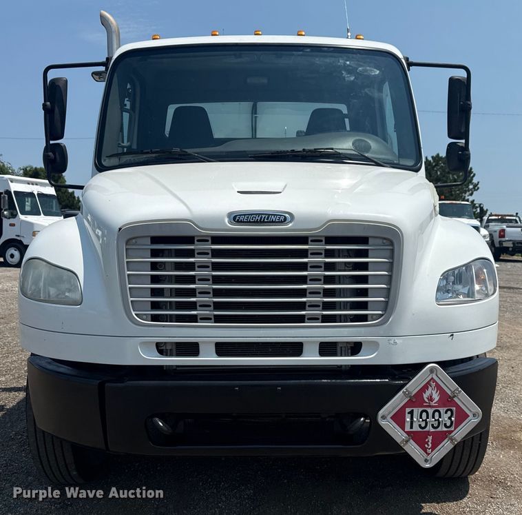 image for item EG6110 2013 Freightliner Business Class M2 fuel / lube truck