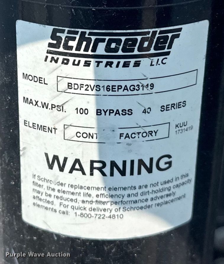 image for item EG6110 2013 Freightliner Business Class M2 fuel / lube truck