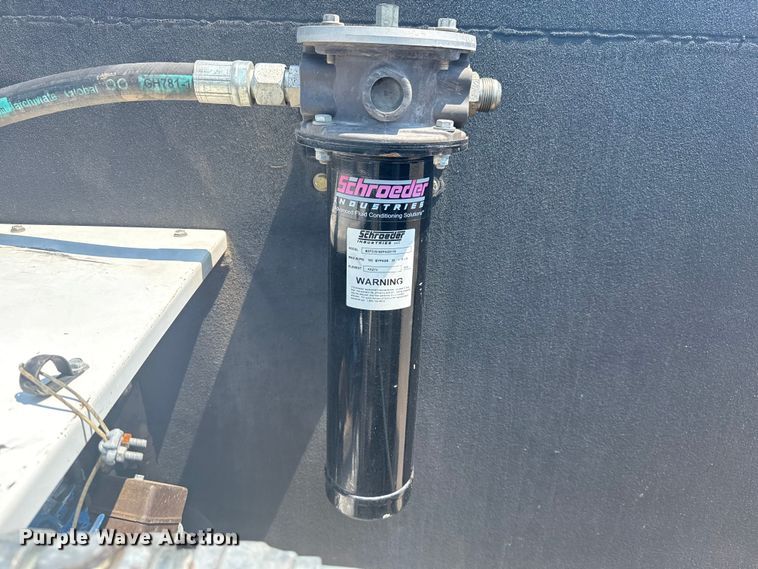 image for item EG6110 2013 Freightliner Business Class M2 fuel / lube truck