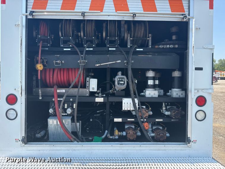 image for item EG6110 2013 Freightliner Business Class M2 fuel / lube truck