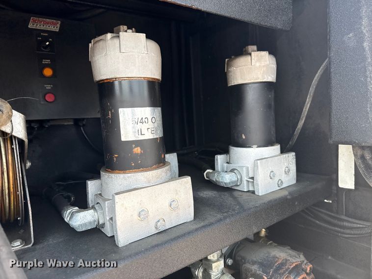 image for item EG6110 2013 Freightliner Business Class M2 fuel / lube truck