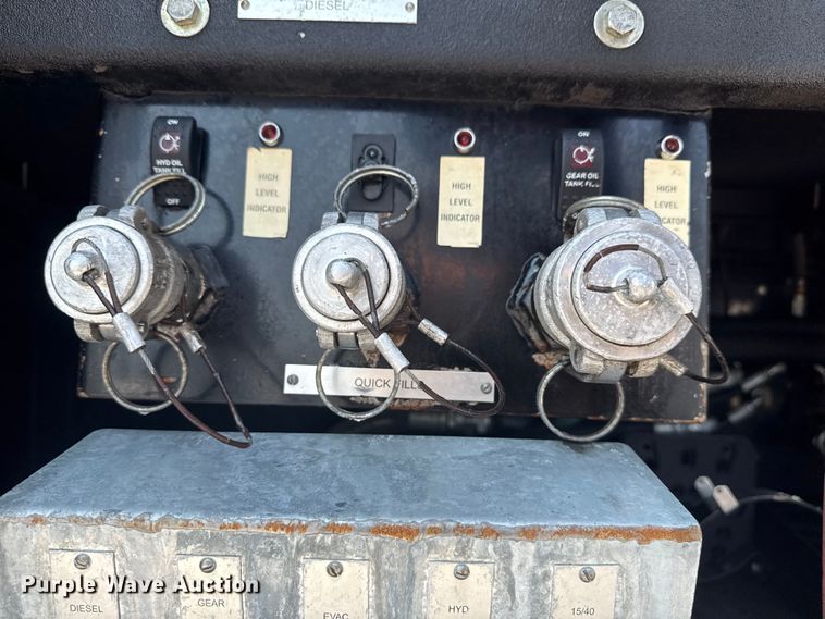 image for item EG6110 2013 Freightliner Business Class M2 fuel / lube truck