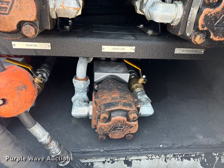 image for item EG6110 2013 Freightliner Business Class M2 fuel / lube truck