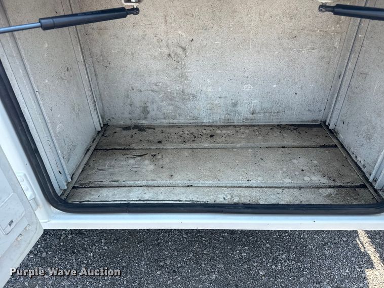 image for item EG6110 2013 Freightliner Business Class M2 fuel / lube truck