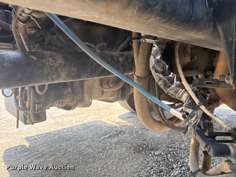 image for item EG6110 2013 Freightliner Business Class M2 fuel / lube truck