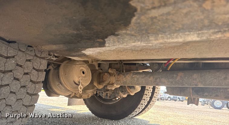 image for item EG6110 2013 Freightliner Business Class M2 fuel / lube truck