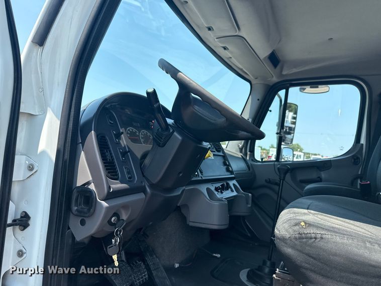 image for item EG6110 2013 Freightliner Business Class M2 fuel / lube truck