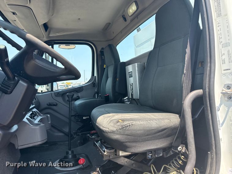 image for item EG6110 2013 Freightliner Business Class M2 fuel / lube truck