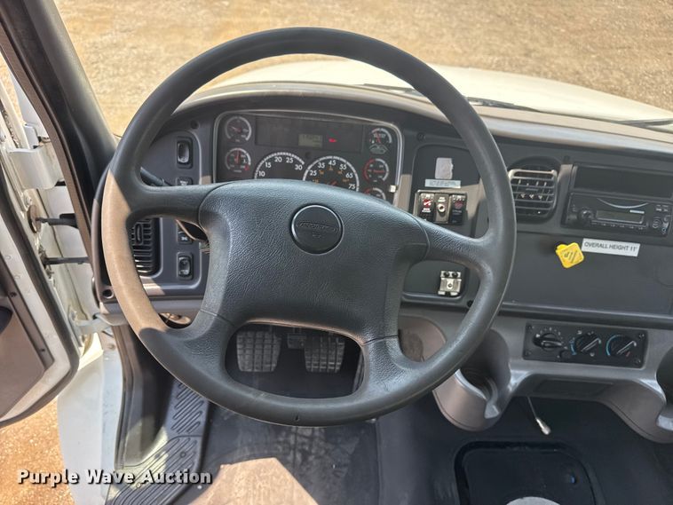 image for item EG6110 2013 Freightliner Business Class M2 fuel / lube truck