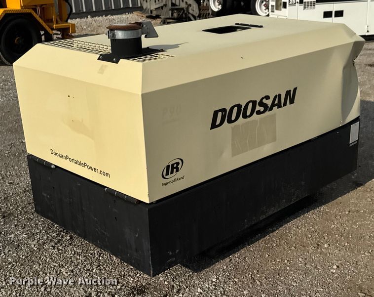 image for item EG6115 2012 Doosan P90BWIRU air compressor