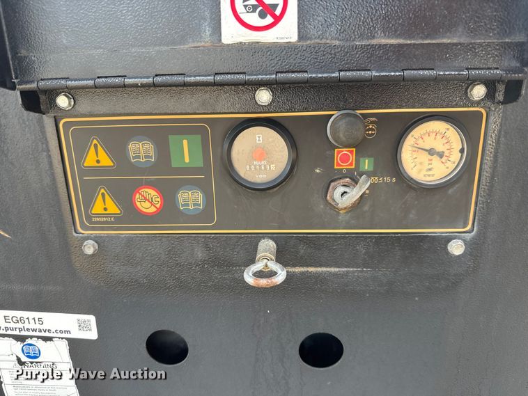 image for item EG6115 2012 Doosan P90BWIRU air compressor