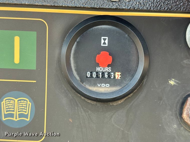 image for item EG6115 2012 Doosan P90BWIRU air compressor