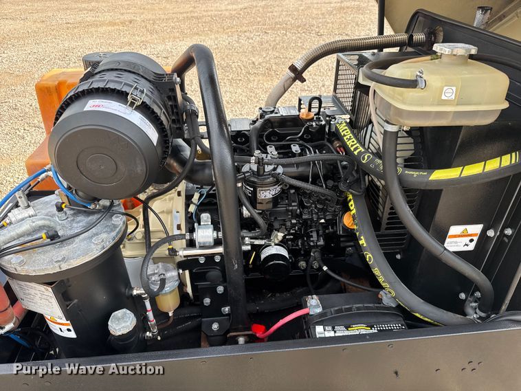 image for item EG6115 2012 Doosan P90BWIRU air compressor