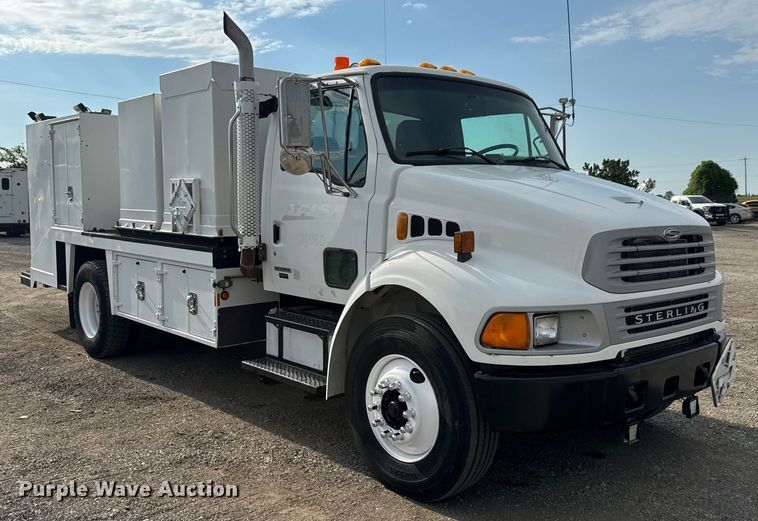 image for item EG6117 2007 Sterling Acterra fuel / lube truck