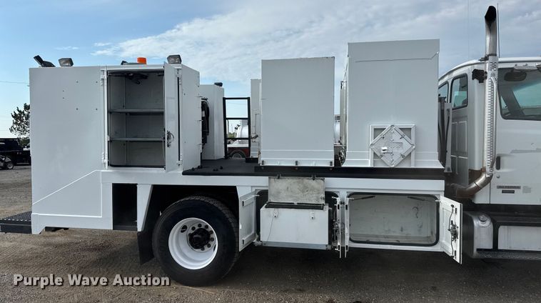 image for item EG6117 2007 Sterling Acterra fuel / lube truck