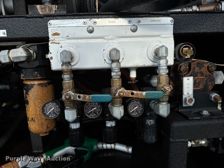 image for item EG6117 2007 Sterling Acterra fuel / lube truck