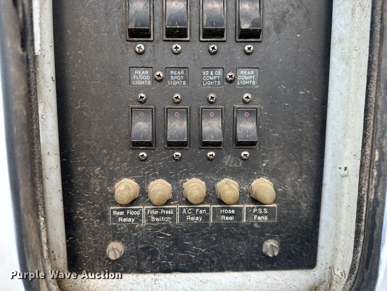 image for item EG6117 2007 Sterling Acterra fuel / lube truck