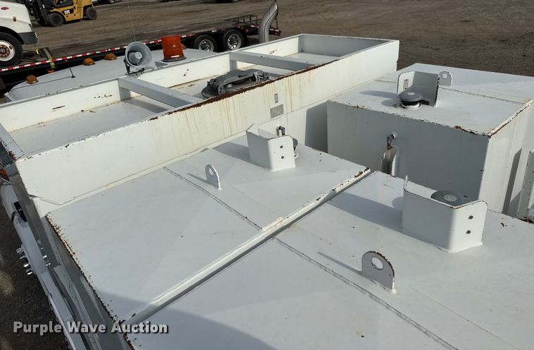 image for item EG6117 2007 Sterling Acterra fuel / lube truck