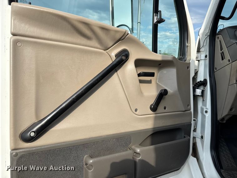 image for item EG6117 2007 Sterling Acterra fuel / lube truck