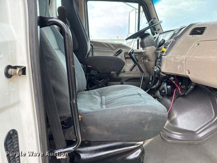 image for item EG6117 2007 Sterling Acterra fuel / lube truck