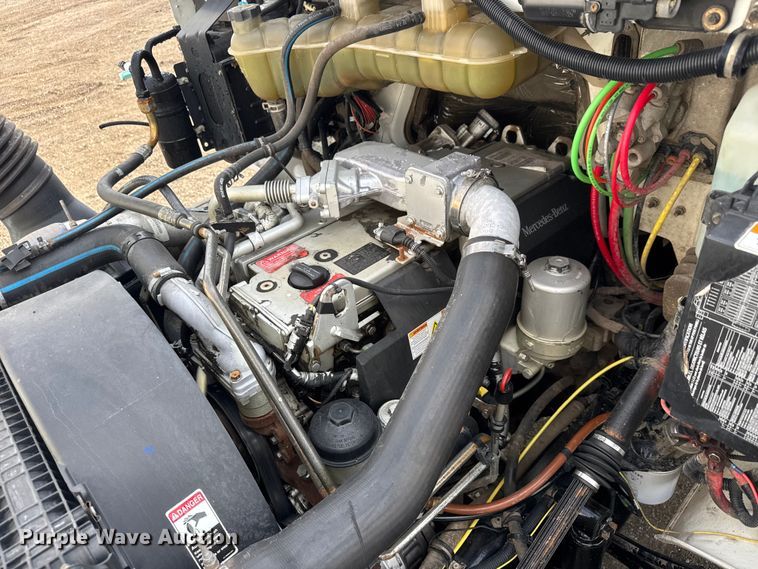 image for item EG6117 2007 Sterling Acterra fuel / lube truck