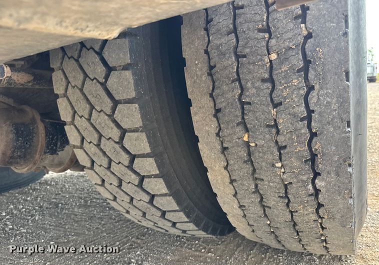 image for item EG6117 2007 Sterling Acterra fuel / lube truck