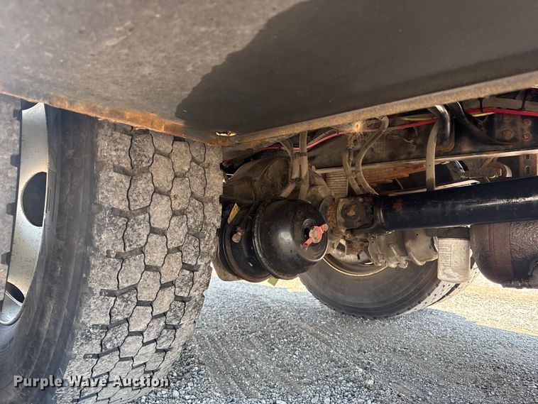 image for item EG6124 2013 Ford F650 Super Duty utility / service truck