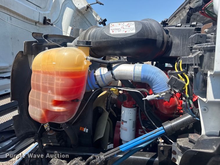 image for item EG6124 2013 Ford F650 Super Duty utility / service truck