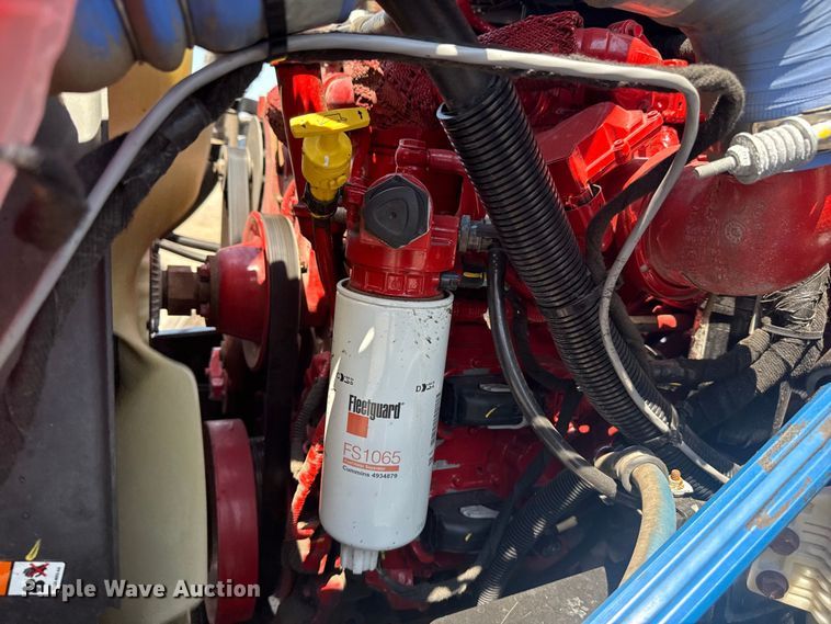 image for item EG6124 2013 Ford F650 Super Duty utility / service truck