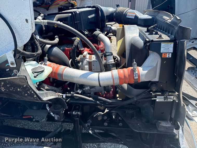 image for item EG6124 2013 Ford F650 Super Duty utility / service truck