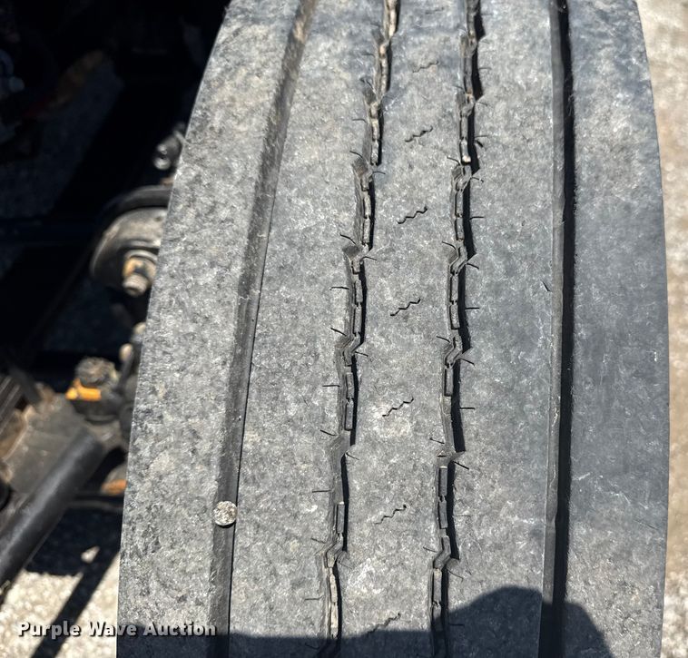 image for item EG6124 2013 Ford F650 Super Duty utility / service truck