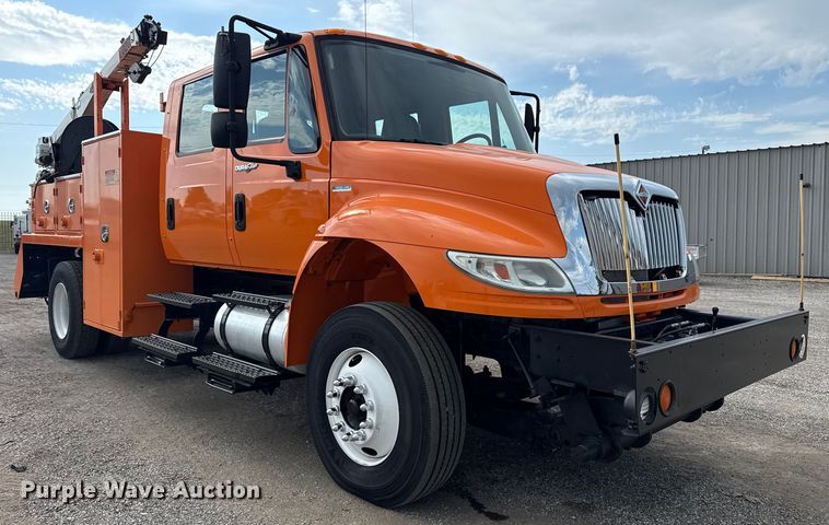 image for item EG6127 2011 International 4400 utility / service truck