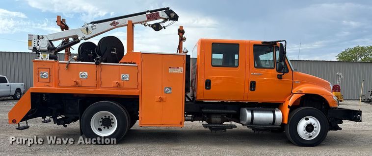 image for item EG6127 2011 International 4400 utility / service truck