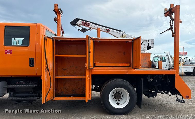 image for item EG6127 2011 International 4400 utility / service truck