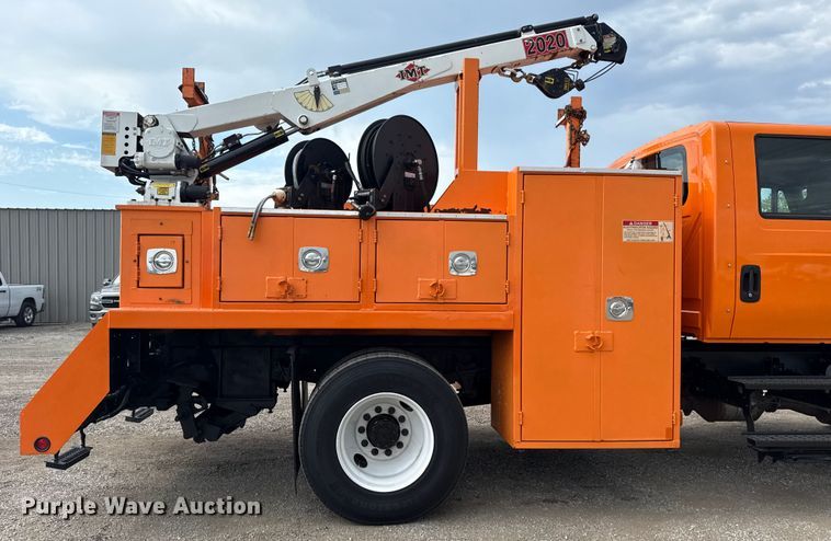 image for item EG6127 2011 International 4400 utility / service truck