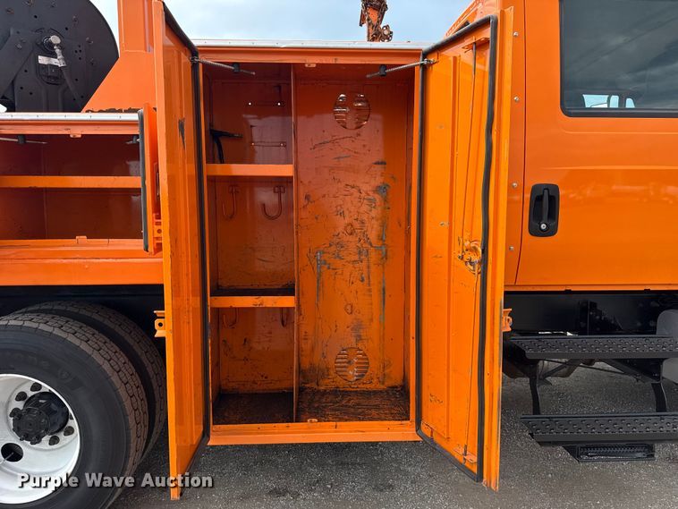 image for item EG6127 2011 International 4400 utility / service truck