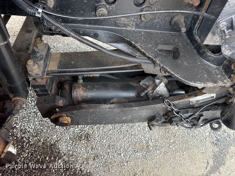 image for item EG6127 2011 International 4400 utility / service truck