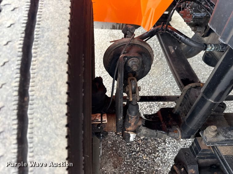 image for item EG6127 2011 International 4400 utility / service truck