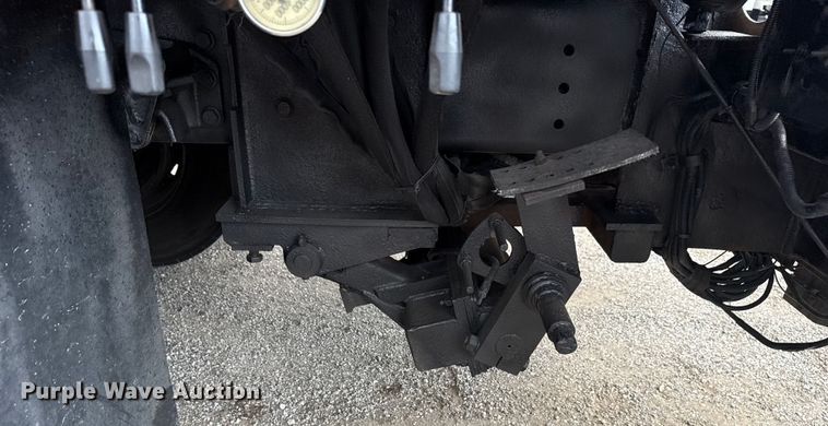 image for item EG6127 2011 International 4400 utility / service truck