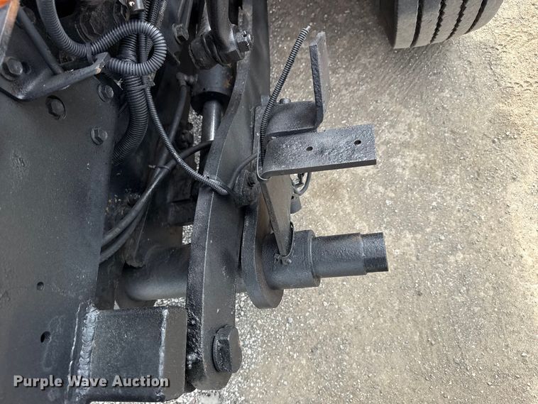 image for item EG6127 2011 International 4400 utility / service truck