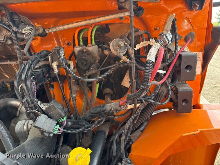 image for item EG6127 2011 International 4400 utility / service truck